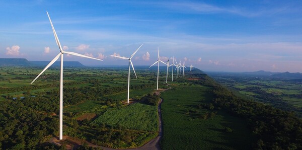 태국은 천연가스를 통한 전력 공급가가 높아진 만큼 에너지 자급력을 높이기 위해 태양광 발전, 풍력발전 등 재생에너지 개발에 박차를 가할 것으로 보인다. [사진출처(Photo source) = 건쿨엔지니어링(Gunkul Engineering)]