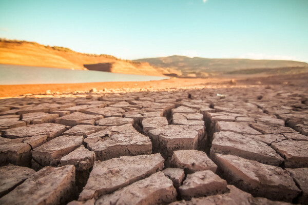가뭄은 취약한 지역사회의 물 가용성에 큰 영향을 미친다. [사진출처(Photo source) = 유엔뉴스(UN News) / WMO - 에드워드 류(Edward-Ryu)]