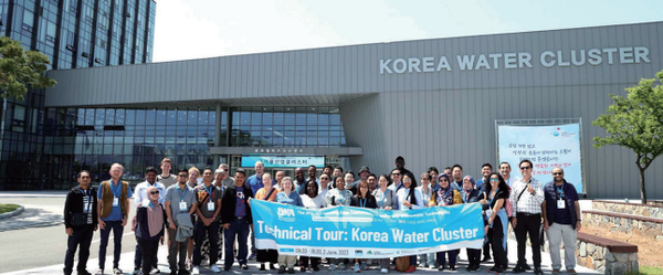 한국환경공단은 지난 5월 29일〜6월 2일까지 대구 엑스코에서 개최된 ‘제18회 국제 선진 수처리기술 컨퍼런스(IWA-LET 2023)’에서 국가물산업클러스터를 소개해 물산업 육성 및 국내기업의 해외 진출 활성화를 도모했다고 밝혔다.