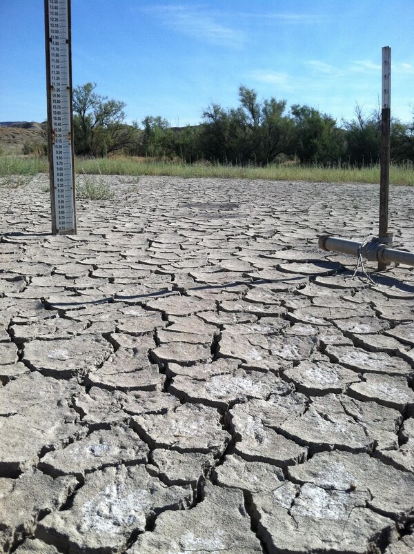 콜로라도 강 서부 상수원의 가뭄 모습 [사진출처 = USGS]