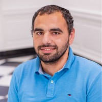   1 幫 ƺ̸(Mahmoud Aboelkheir) ڳڴ ΰ´(College of Human Ecology) ΰ߽ɼ(Human Centered Design)  (Fiber Science) ڻ. [ó(Photo source) = 幫 ƺ̸  .linkedin ] 