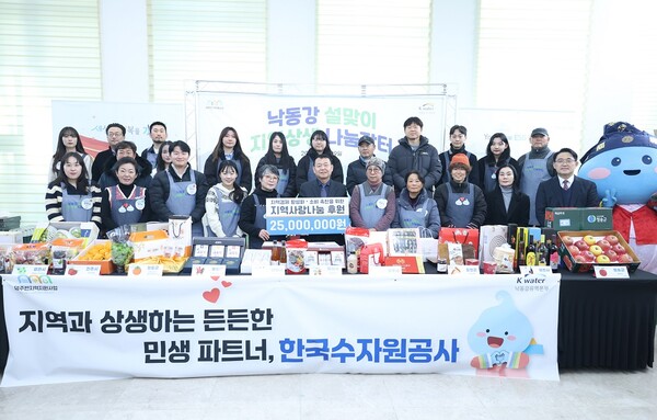 �ѱ����ڿ������ �� ������ �յΰ� �������������ο��� �������� ������ ������� �������͡��� �����ߴ�. [������ó = �ѱ����ڿ�����]