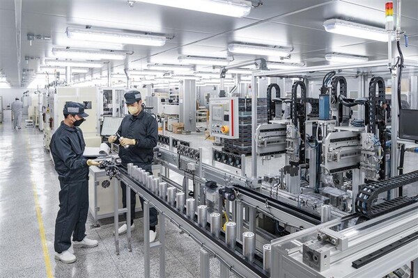 LS��Ʈ������ �������� ���� ���忡�� ĳ�н��͸� �����ϰ� �ִ�. [��������=LS��Ʈ������]