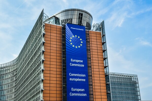 �������� ��������ȸ(European Commission)�� �� ���� ���� ���� ��ħ�� ��Ȯ�� �� ���� ��ȣ ������ �����ϸ鼭 �ٽɿ����� ����� ���㰡 ������ ���� �ż��ϰ� �ϰ��ǰ� ������ �� �ִ� ����� �����ߴ�.&nbsp;[������ó(Photo Source) = Pixabay]